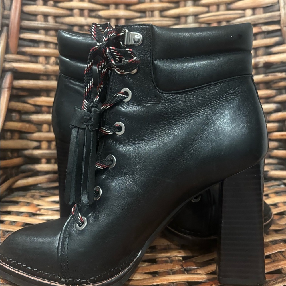 Sam Edelman Sondra black leather heel boots in size 7. Great condition!